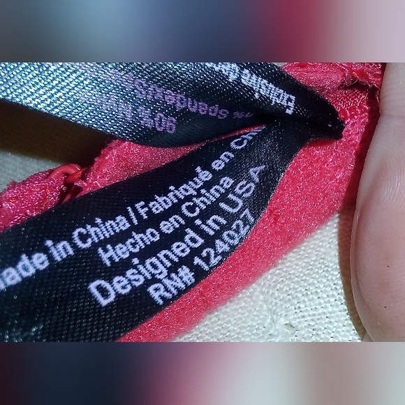 🩲Nwot black fuchsia by secret lace LLC red lace push-up padded bra 36B - Picture 11 of 15